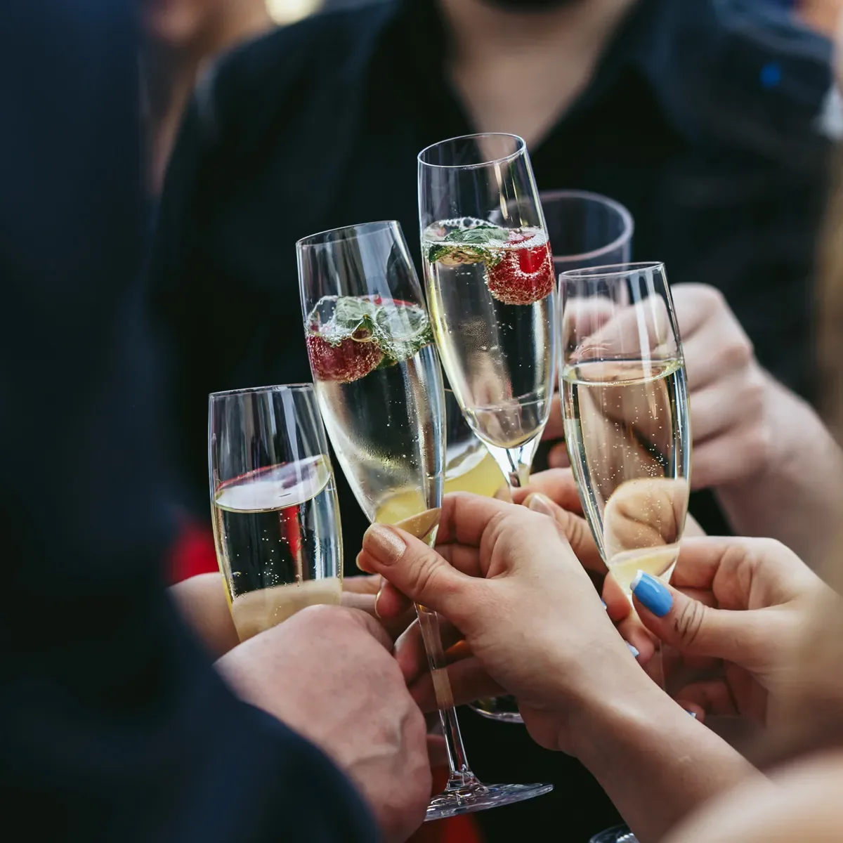 Gläser Galantería werden gemeinsam am Tisch genossen