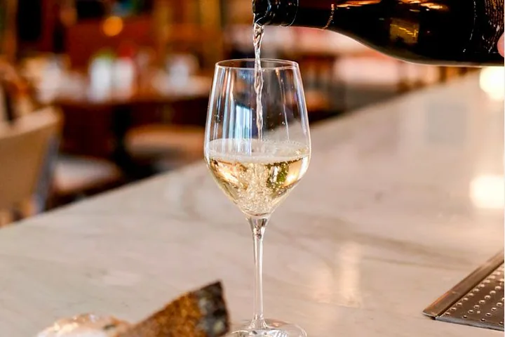 What food goes with white wine?